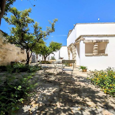 Oikia Vacanze Giuggianello Le Bey Exteriér fotografie